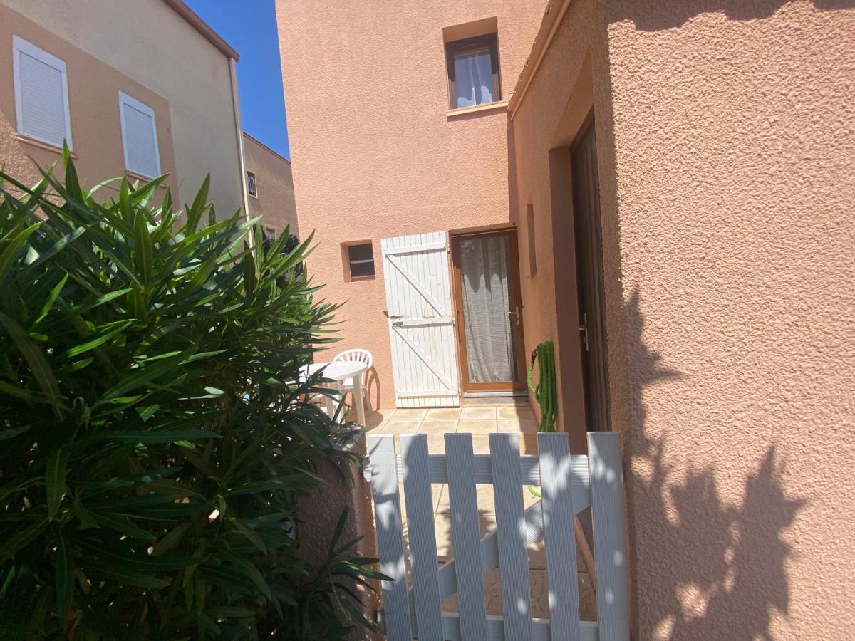 Pavillon 20M De La Plage Des Ayguades Груисан Екстериор снимка